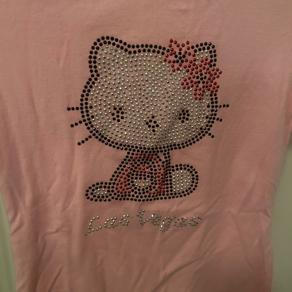 Hello Kitty Pink Las Vegas  Sparkle Tee - Picture 2 of 4